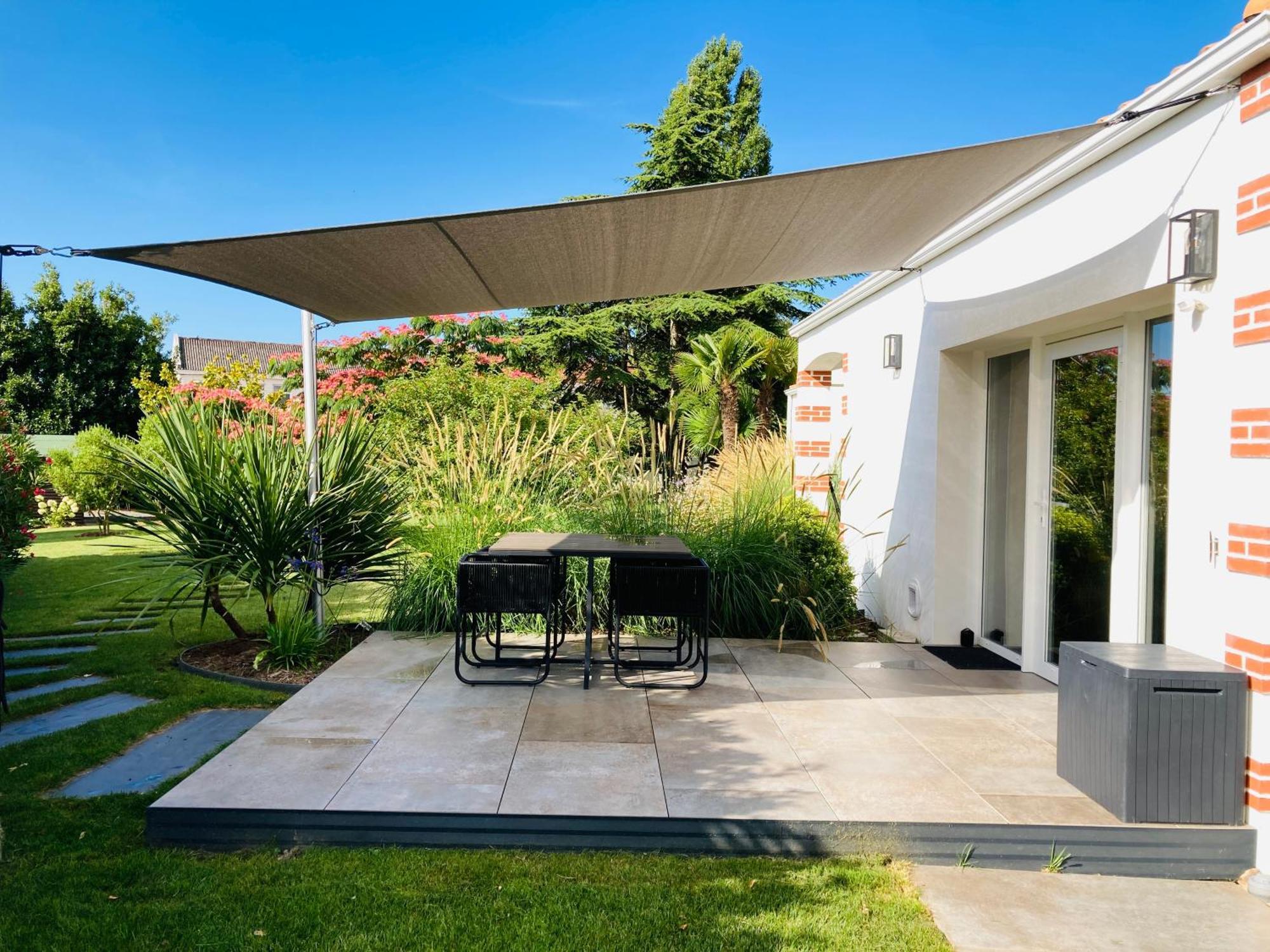 Le Clos De Jade - Appt 3 Etoiles Avec Piscine Partagee ปอร์นิก ภายนอก รูปภาพ